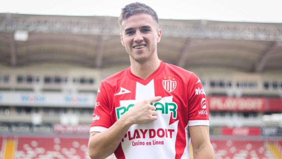 River EN EL OLVIDO: Agustín Palavecino fue presentado en Necaxa