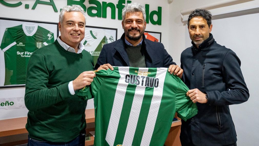 Gustavo Mun�a es el nuevo entrenador de Banfield