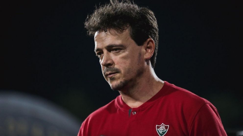 ARDE FLUMINENSE: está en zona de DESCENSO y los hinchas piden la salida de Diniz