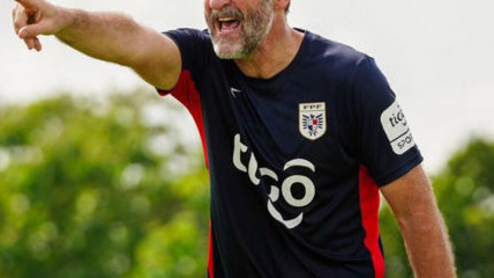 THOMAS CHRISTIANSEN LLEVA UN PROCESO IMPORTANTE AL FRENTE DE PANAMÁ.