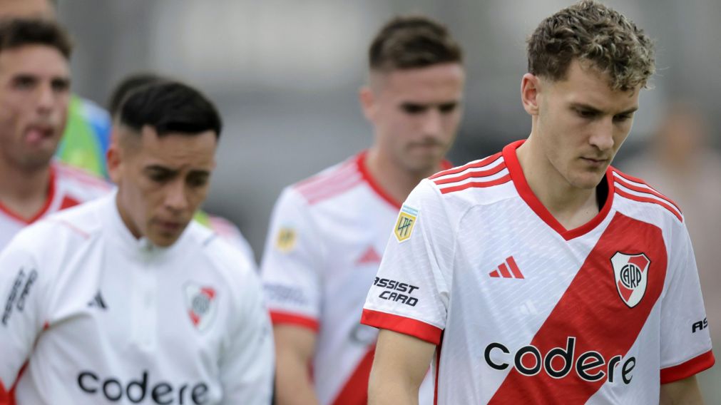 PREOCUPANTE contraste del River de Demichelis jugando de local y visitante: los números