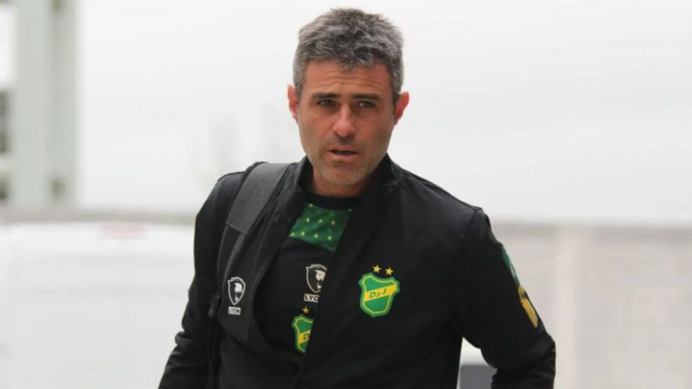 Vaccari tendrá en su cuerpo técnico a un EX JUGADOR de Independiente: de quién se trata