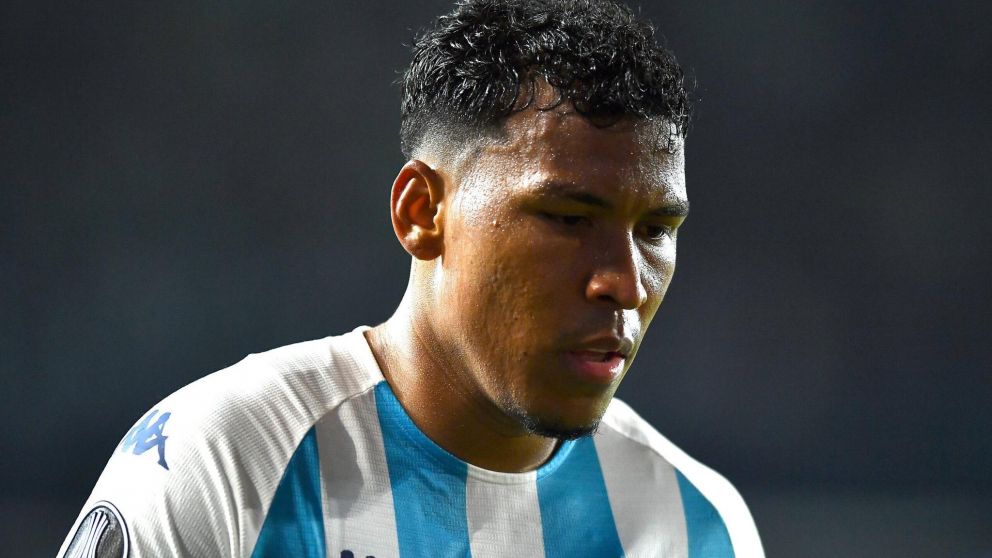 Racing hoy: quién es el delantero que QUIERE en caso de irse Roger Martínez
