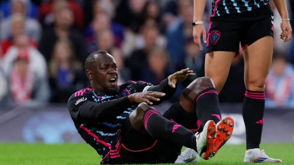 VIDEO: la GRAVE lesi�n que sufri� Usain Bolt en un partido de f�tbol a beneficio