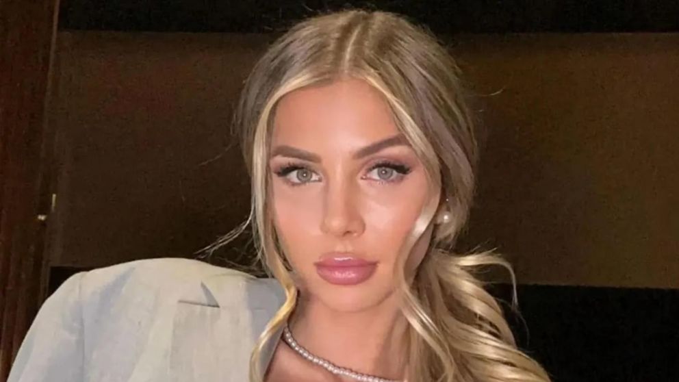 Romina Malaspina INCENDIÓ Instagram con un look de oficinista SEXY