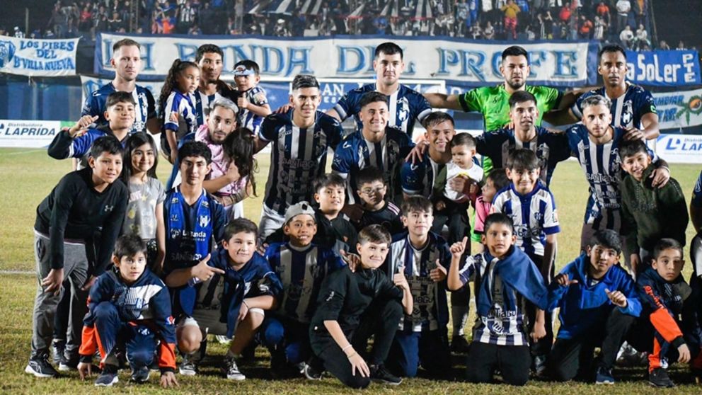 Sarmiento de La Banda es la GRAN SORPRESA del Torneo Federal A de la mano del profe Pablo Martel