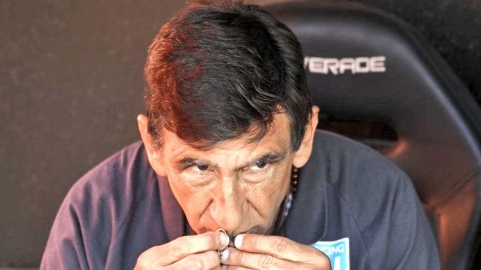 Racing hoy: la INESPERADÍSIMA BAJA que sufre Gustavo Costas para el partido con Riestra