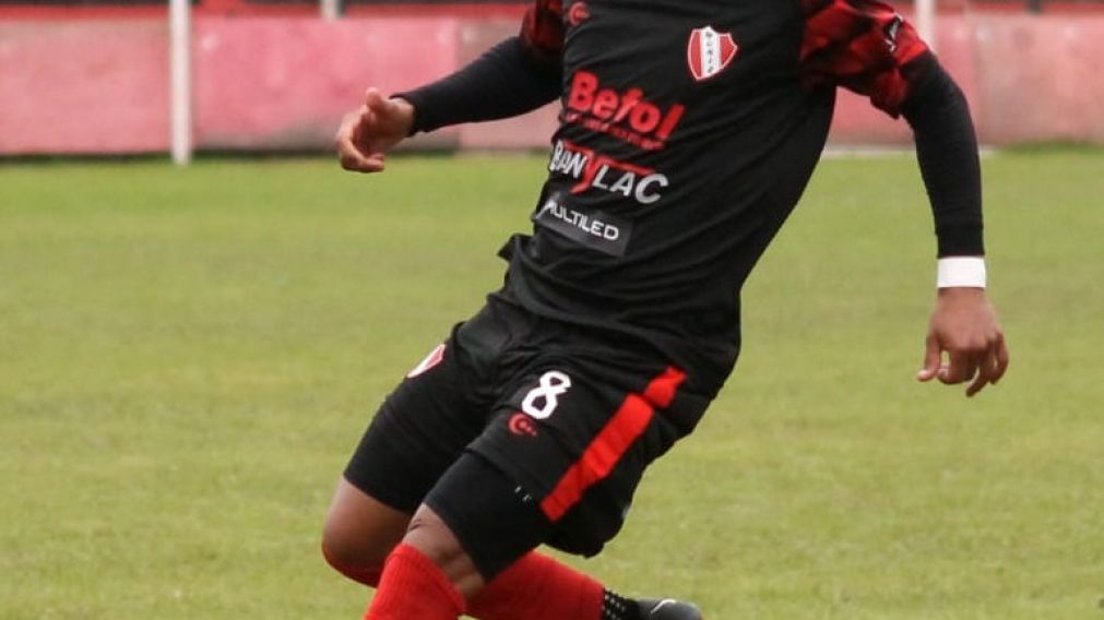 PONCE SE SUMÓ ESTE AÑO AL QUEMERO DESDE LA LIGA ESCOBARENSE.