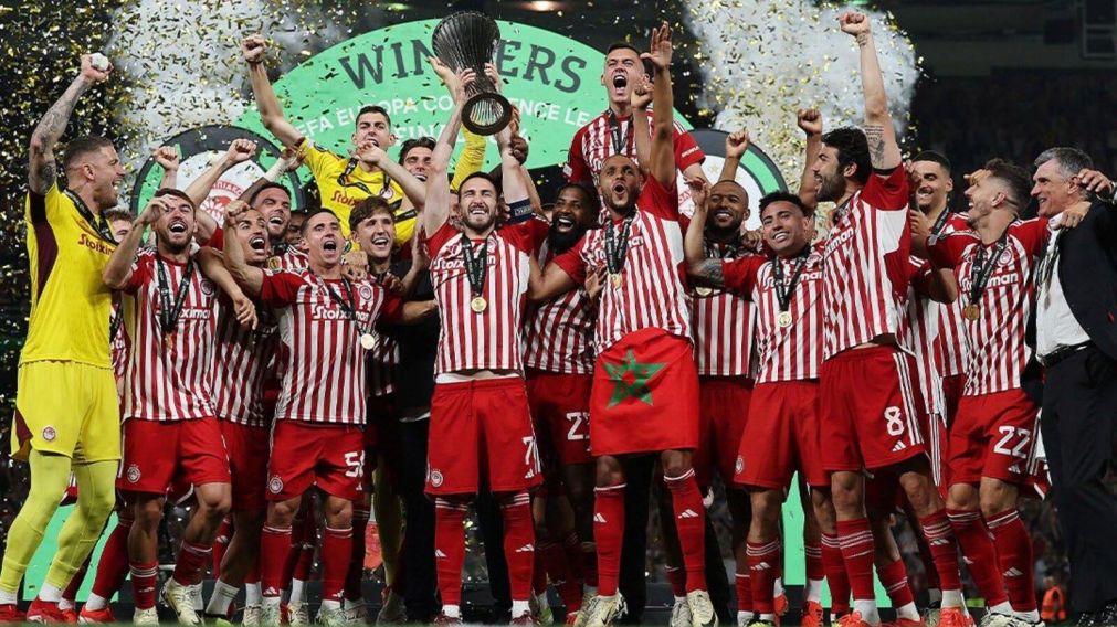 Conference League: con la ASISTENCIA de Santiago Hezze, Olympiacos derrotó en el alargue a Fiorentina y se coronó CAMPEÓN