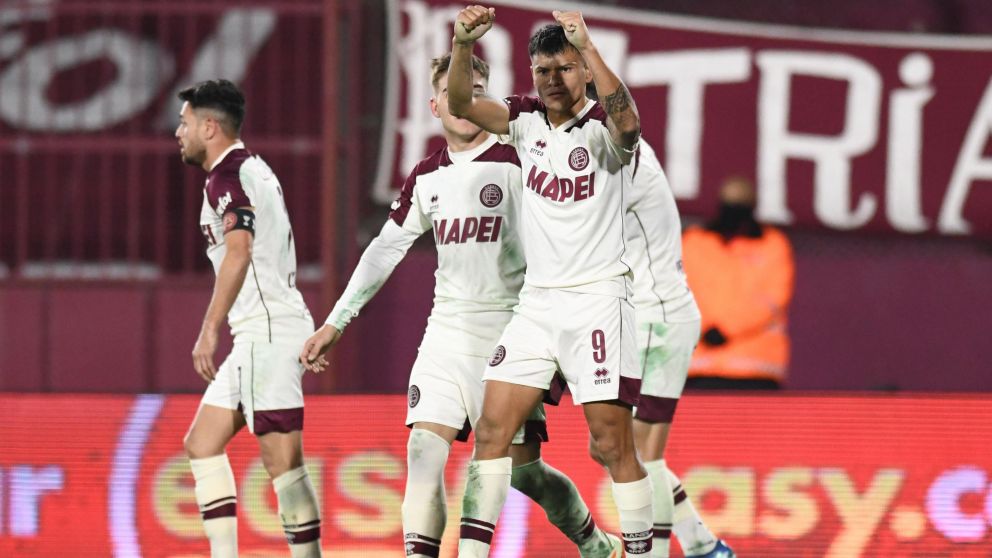 Lanús frenó la buena racha de Estudiantes con Walter Bou como protagonista de una actuación insólita