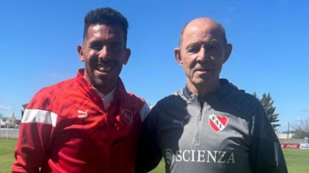 La TREMENDA BANCA de Ricardo Bochini a Carlos Tevez tras su renuncia en Independiente