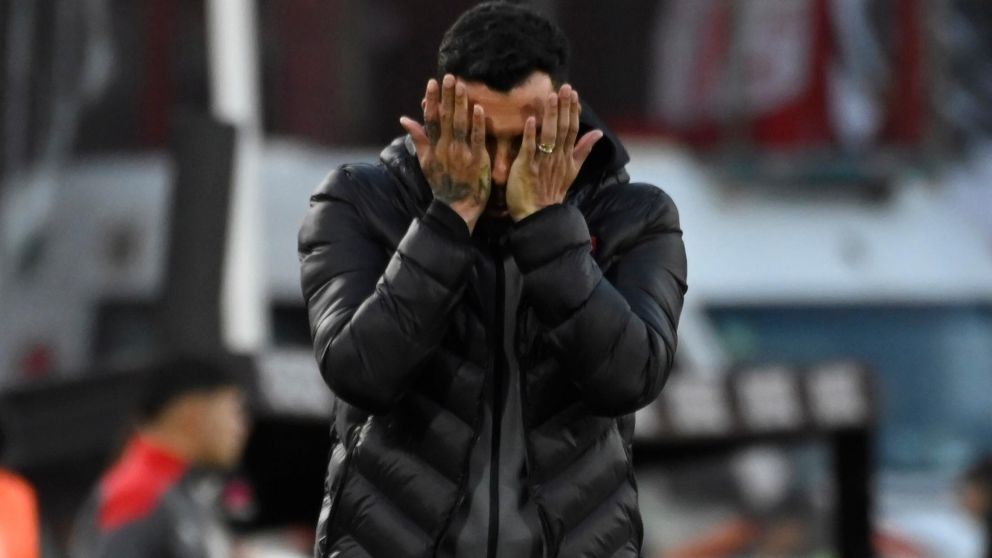 BOMBAZO: Tevez RENUNCIÓ como DT de Independiente