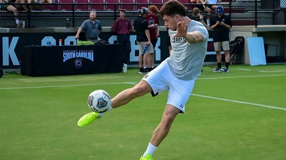 Juan Kirzner vive un sueño: del ascenso argentino a Carolina del Sur, sin escalas