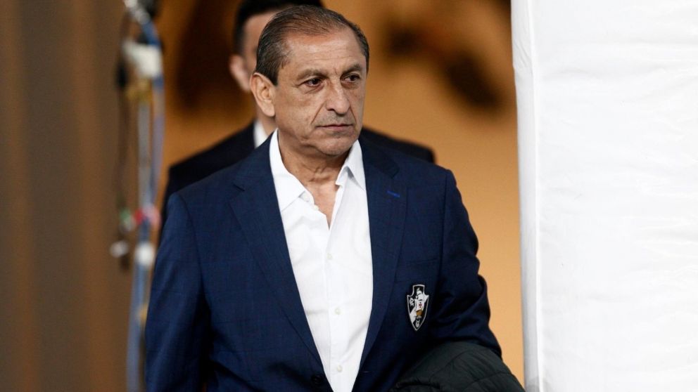 Vasco da Gama DESPIDIÓ a Ramón Díaz “por Twitter” y el riojano ESTALLÓ