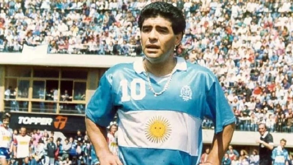 Marcha Universitaria: el contundente posteo de la cuenta de Diego Maradona que se hizo viral