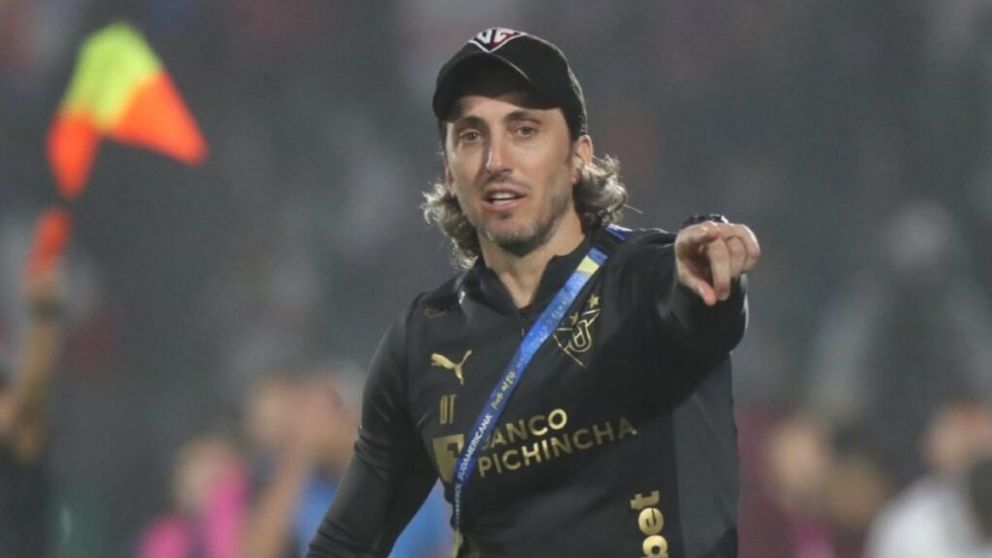 San Lorenzo busca nuevo entrenador: la RESPUESTA de Zubeldía