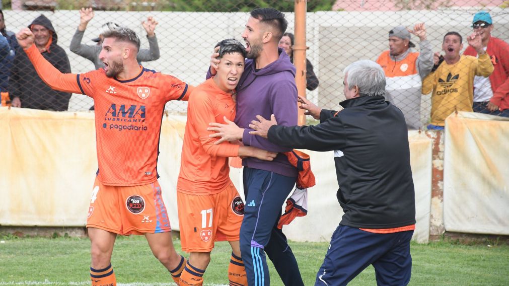 GRITO DESAFORADO. A MITAD DE SEMANA, DE MANERA AGÓNICA, BERA LOGRÓ SOSTENER SU INVICTO EN EL APERTURA AL IGUALAR ANTE LUGANO.