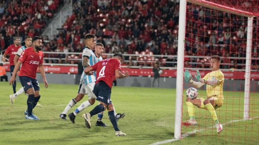 Independiente rescató un milagroso empate ante Atlético Tucumán y SUS HINCHAS INSULTARON A TODOS