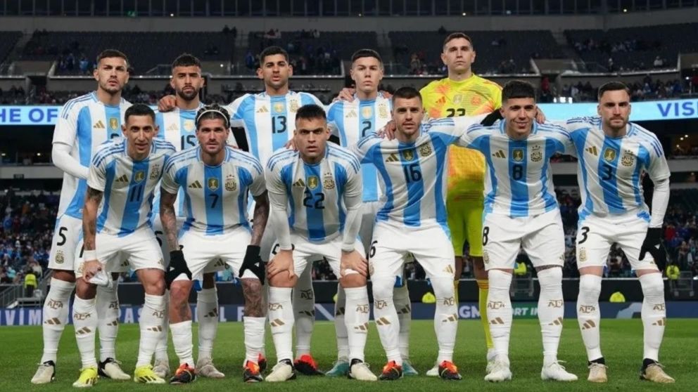 Qué JUGADORES de la Selección Argentina recuperan la TITULARIDAD ante Costa Rica