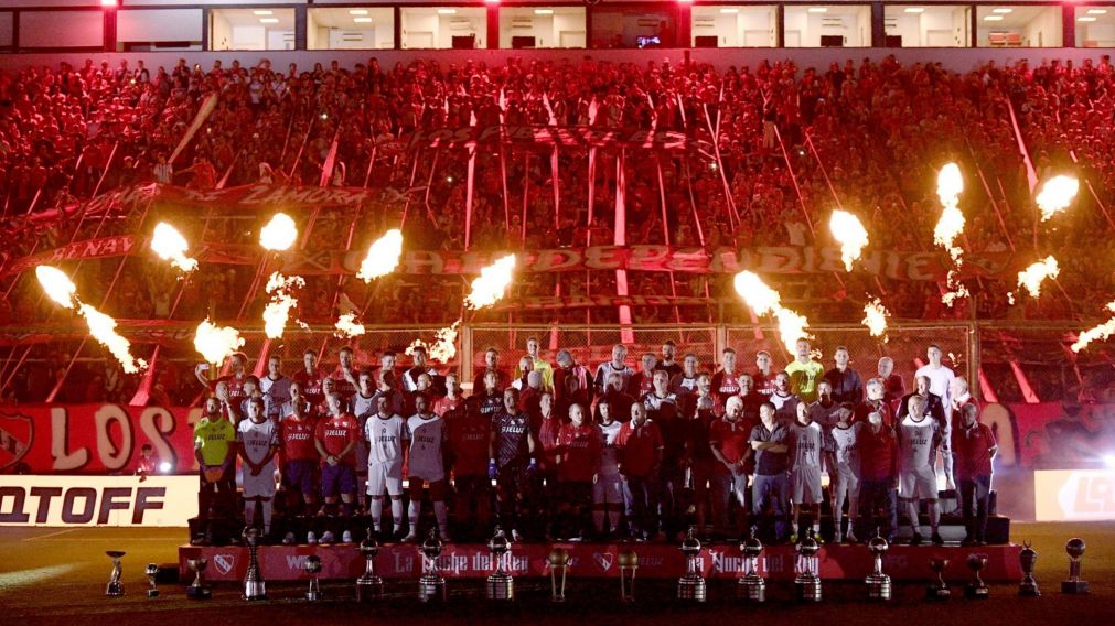 Independiente FESTEJÓ "La Noche del Rey" con Bochini y el Kun Agüero, pero sin Tevez