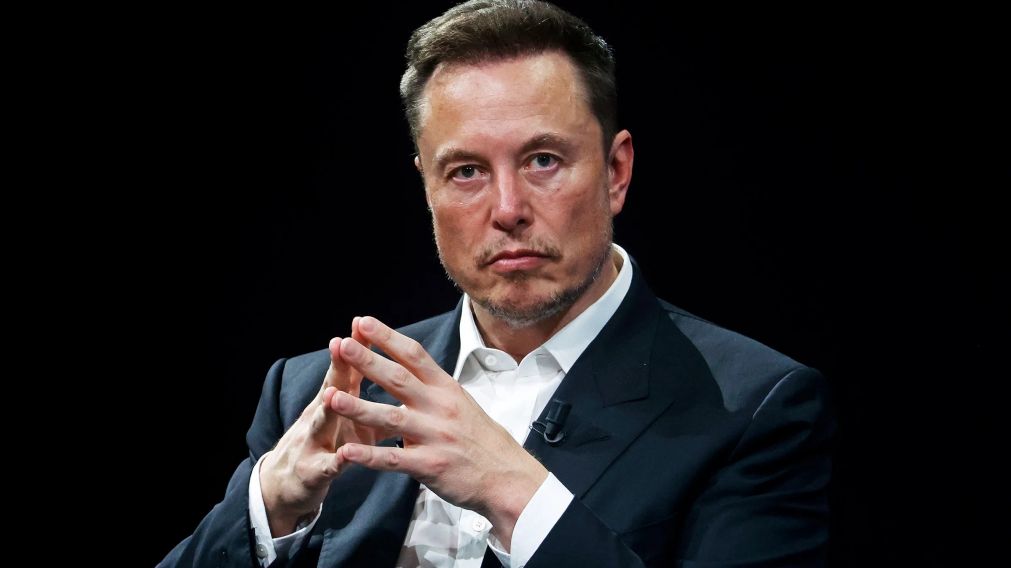 ¿Qué significa "woke" y por qué Elon Musk lo considera un "virus"?