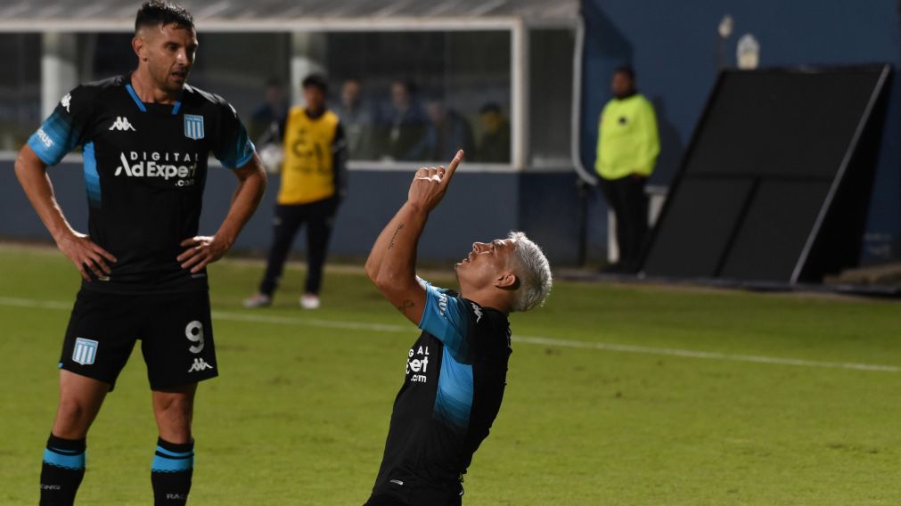Racing sufrió ante San Martín de Burzaco pero clasificó en la Copa Argentina: TREMENDOS GOLAZOS