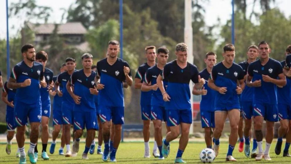 ATENCIÓN Vélez: el club tomó una CONTUNDENTE decisión con los cuatro jugadores DENUNCIADOS por abuso para el partido ante Banfield