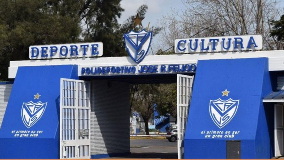 ESCÁNDALO EN VÉLEZ: qué dijo el vicepresidente tras la DENUNCIA a cuatro jugadores por ABUSO SEXUAL