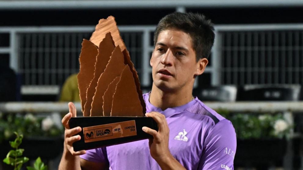 Sebastián Báez se consagró campeón del ATP 250 de Santiago de Chile y se metió en el Top 20 del mundo