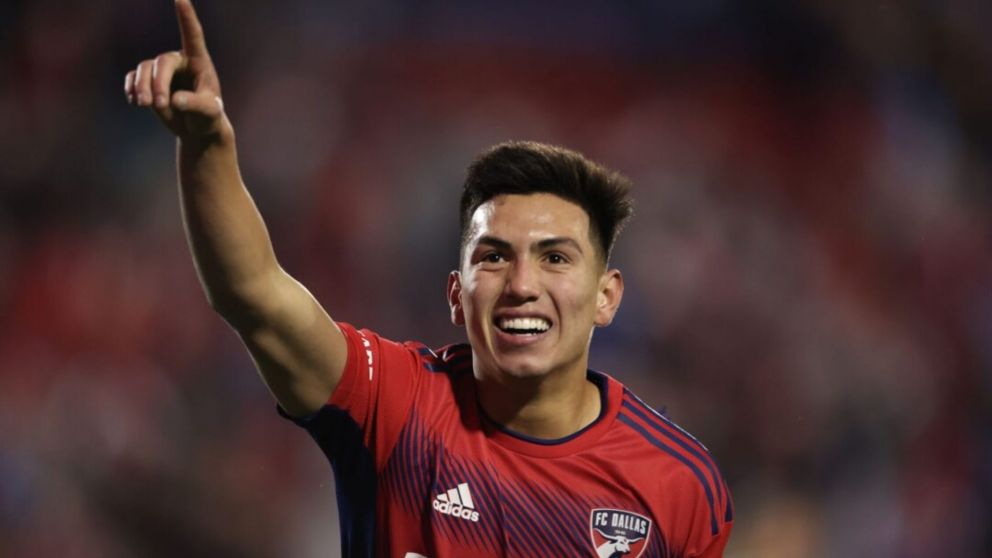 ¿Llega en junio?: Boca vuelve a la carga por Alan Velasco