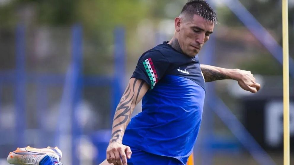 Arde Vélez: Gustavo Quinteros tomó una inesperada decisión sobre Ricardo Centurión