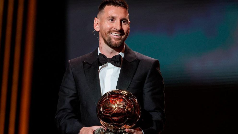 Messi donó su octavo Balón de Oro al museo de Barcelona, pese a ganarlo mientras jugaba en PSG