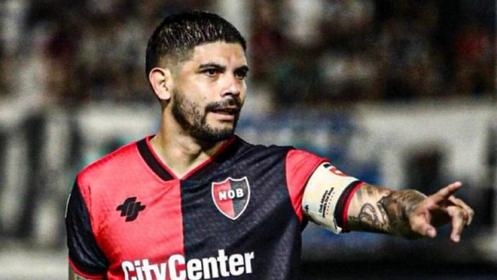 Ever Banega se fue expulsado y no podrá jugar el clásico entre Newell's y Central: el video con la polémica roja