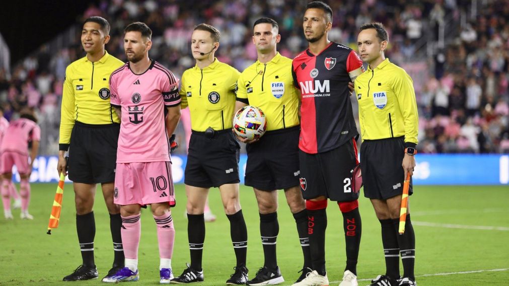Messi tuvo su noche especial en el empate del Inter Miami ante Newell's