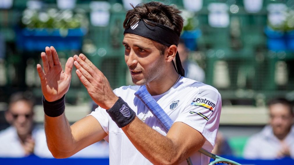 Tomás Etcheverry barrió a Galán y sigue firme en el Argentina Open