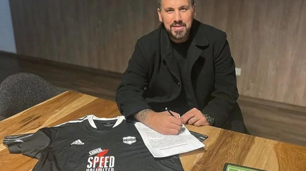 Fabbiani habló de todo tras asumir en Riestra: su sueño de dirigir a River y el escándalo contra Comunicaciones