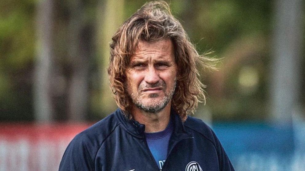 ¡Escándalo en San Lorenzo!: Insúa explotó y defendió a su familia de los ataques en las redes