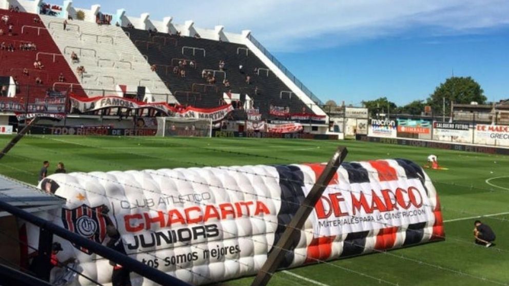 La dura sanción que recibirá el estadio de Chacarita tras la interna de la barra y el asesinato de un hincha