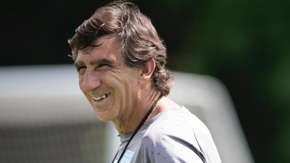 Racing hoy: Con la lesión de Gabriel Arias, Gustavo Costas confirmó quién es su arquero titular