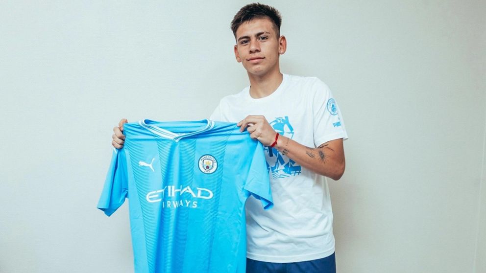 Tras el pase de Echeverri, quiénes fueron los argentinos que jugaron en el Manchester City