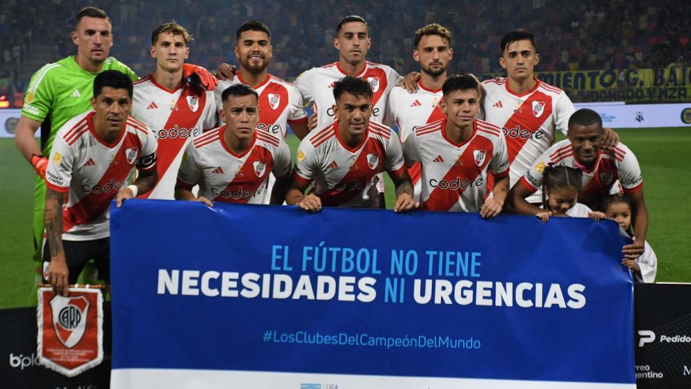 River se puso firme y va a fondo por un delantero de nivel internacional