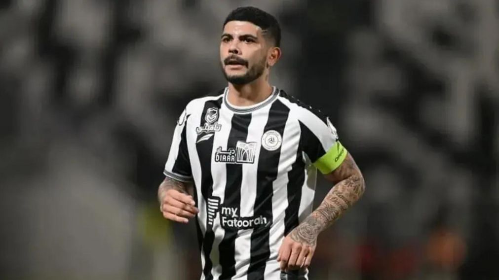 Éver Banega rescindió con Al-Shabab y está listo para jugar en Newell's