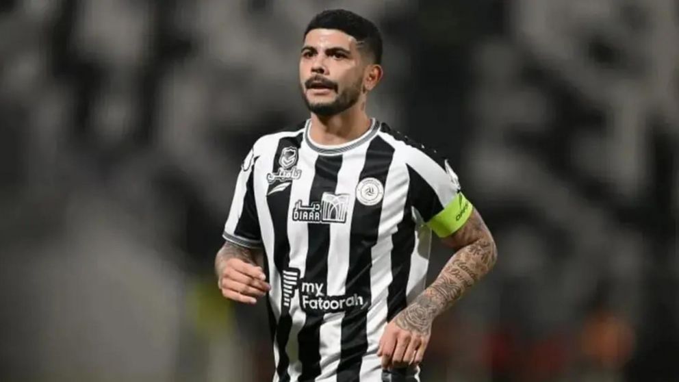 Éver Banega rescindió con Al-Shabab y está listo para jugar en Newell's