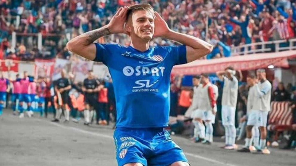 Kevin Zen�n est� a un paso de Boca y los memes despertaron un show en las redes sociales