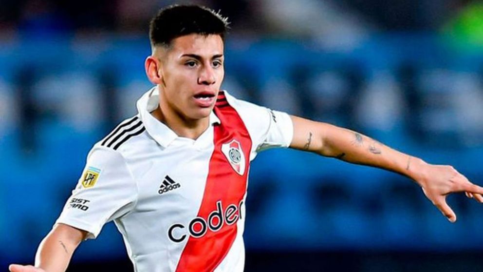 ¡Bombazo!: Echeverri deja la pretemporada de River para sumarse a la Selección Argentina Sub 23