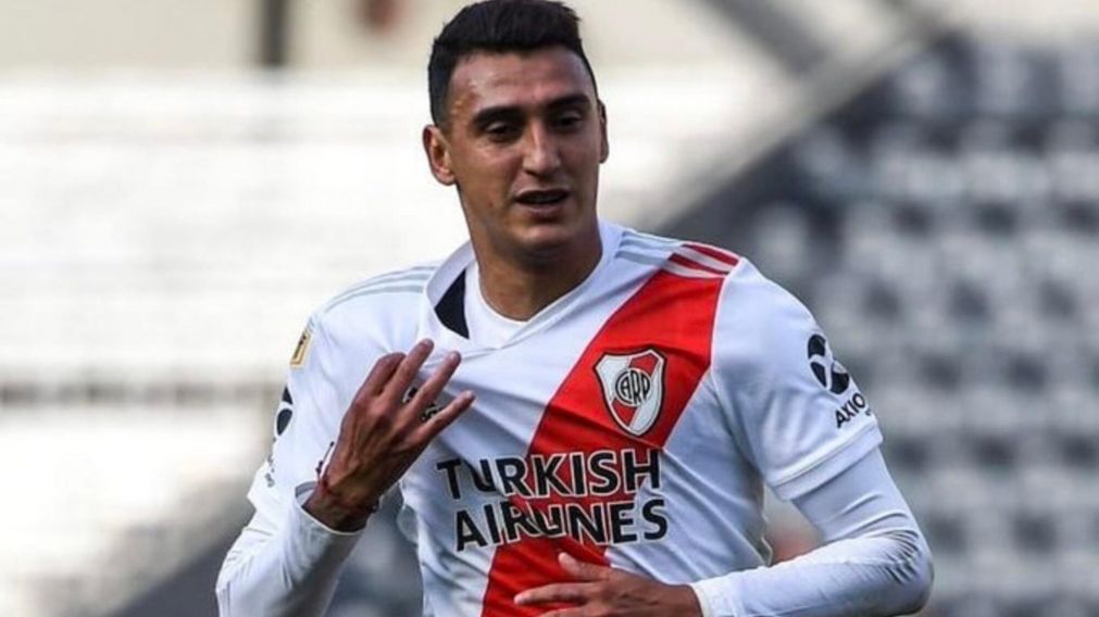Mat�as Su�rez fue despedido de River y estallaron los hinchas en las redes sociales