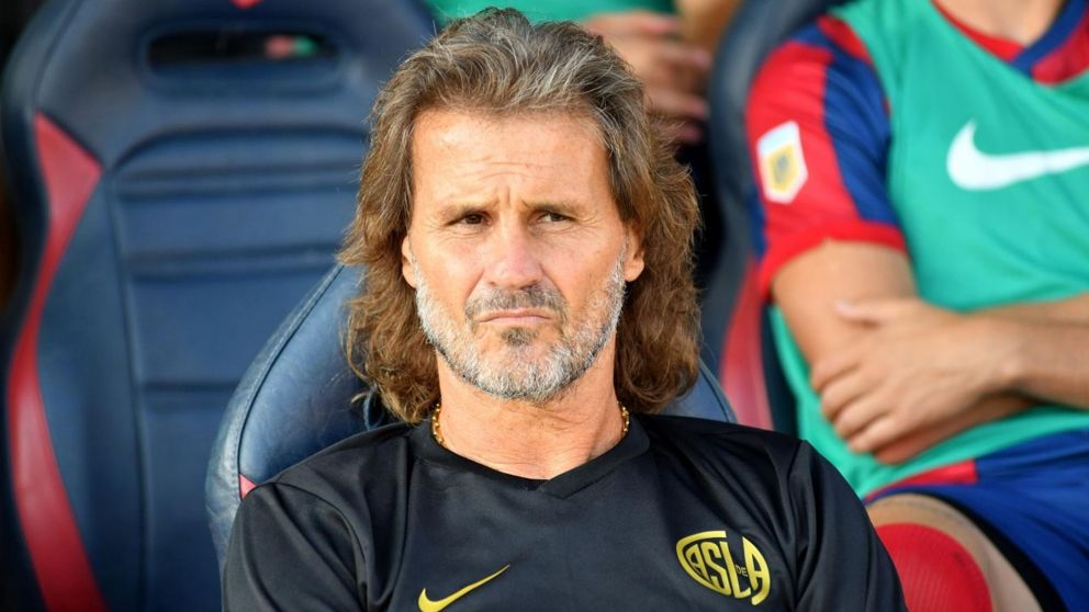 Sufre Insúa: San Lorenzo fue inhibido nuevamente por el pase de un jugador clave