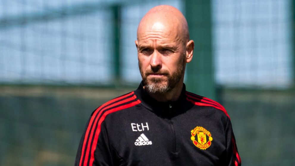 Manchester United pasó la escoba, borró a una decena de jugadores y encendió la polémica