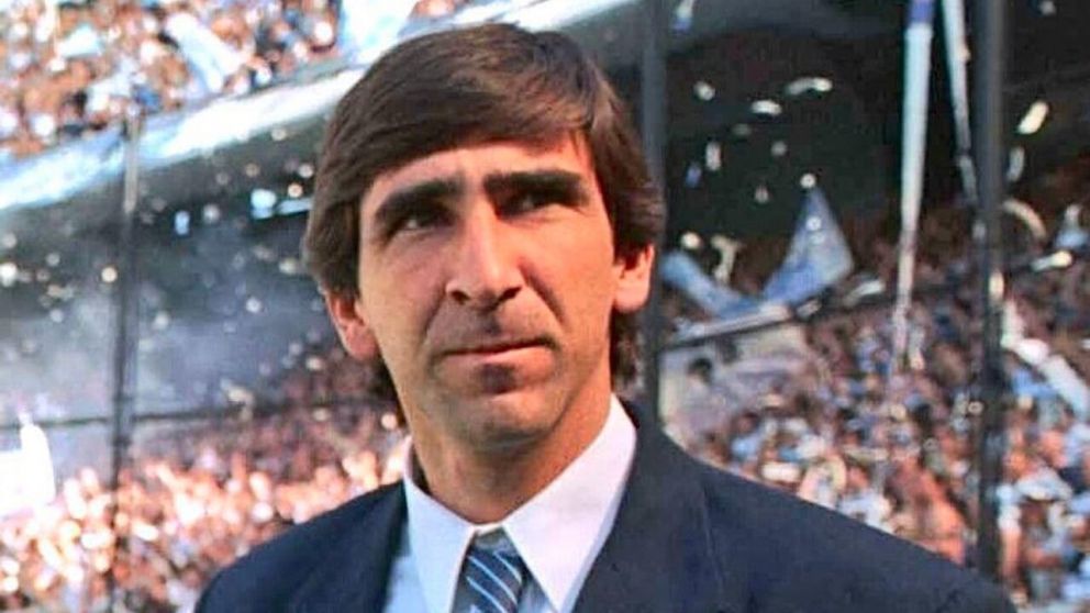 El ciclo de Gustavo Costas en Racing arrancará con una baja tremenda