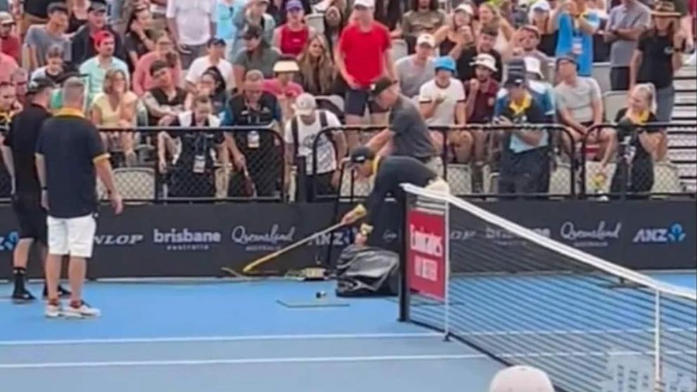 Terror en el ATP de Brisbane: se suspendió un partido tras la aparición de una serpiente letal